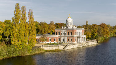 Marmorpalais, Blick auf die Südterrasse und das Schloss © SPSG / Reinhardt & Sommer Marmorpalais