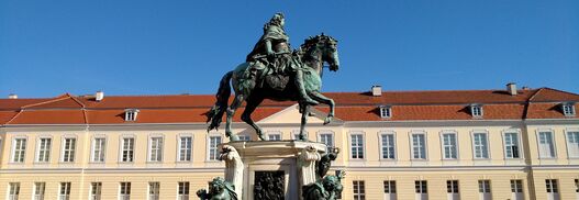 Reiterstandbild des Großen Kurfürsten im Ehrenhof CHarlottenburg