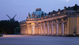 Ohne Sorgen. Ein abendlicher Rundgang durch Schloss Sanssouci