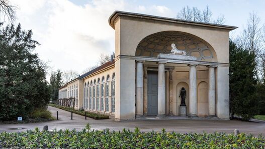 Neuer Garten, Orangerie, Blick auf das Ägyptische Portal mit der Sphinx