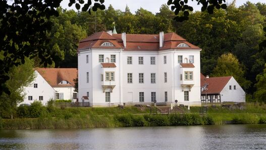 Jagdschloss Grunewald, Blick über den See