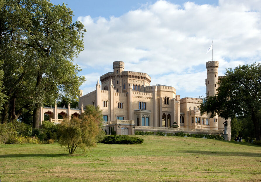 Schloss Babelsberg vom Bowling Green aus gesehen