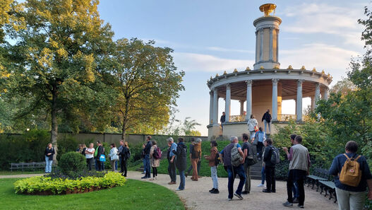 Führung im Park Glienicke an der Großen Neugierde