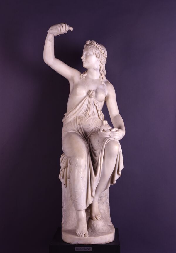 (14) Ridolfo Schadow: Girl with Doves, marble, 1819/20