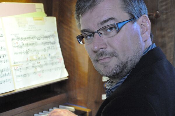 Organist Tobias Scheetz