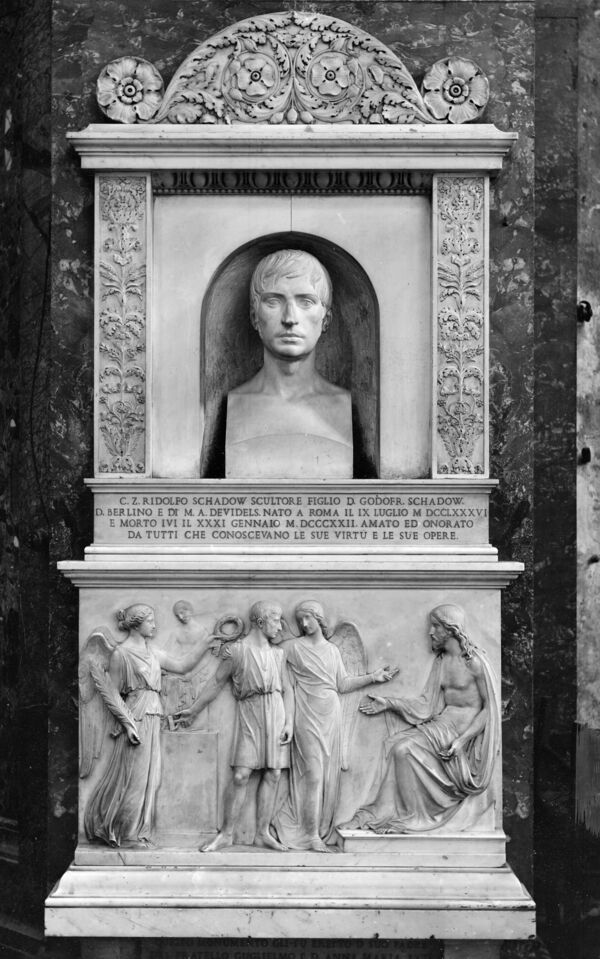 Emil Wolff after an idea from Wilhelm Schadow: Ridolfo Schadow’s wall tomb, marble, 1823/24. Rome, S. Andrea delle Fratte. Nave, in front of the right hand transept. Historical photograph