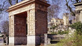 Park Sanssouci, Triumphtor © SPSG / Hans Bach Das Weinbergtor: Ein Monument gegen die Demokratie