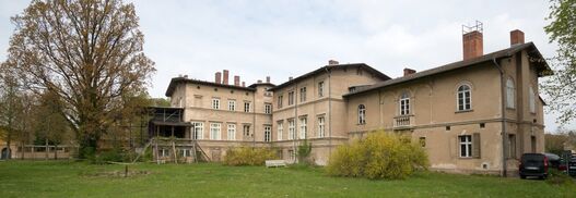 Villa Liegnitz, Ansicht von Südwest aus dem Garten