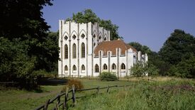 Rural plaisier and experimental glass laboratory