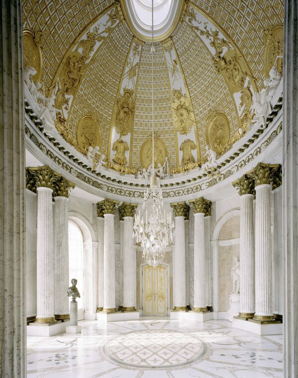 Blick in den Marmorsaal von Schloss Sanssouci