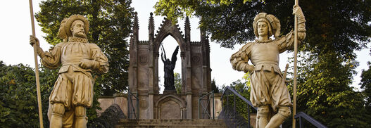 Park Babelsberg, Michaelsdenkmal