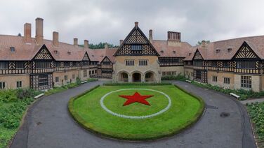 Cecilienhof Country House