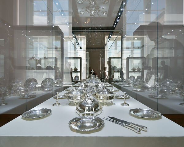 Silver table service commissioned by Frederick II, 1746/1747, SPSG (purchased thanks to the generous support of the Stiftung Deutsche Klassenlotterie) and on loan from the Stichting Huis Doorn)