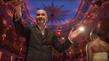 Konzert im Schlosstheater des Neuen Palais, Still aus YouTube-Video Concerts in the Palace Theatre of the New Palace