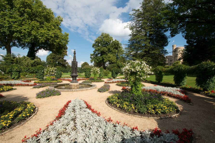 Park Babelsberg, Pleasureground, Gotischer Garten mit Gotischer Fontäne