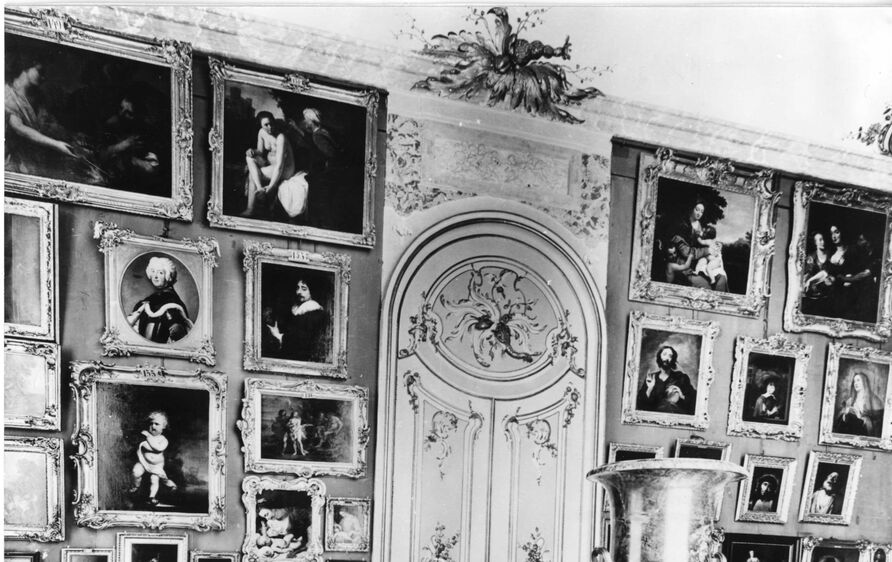 Die Madonna in der Bildergalerie 1912