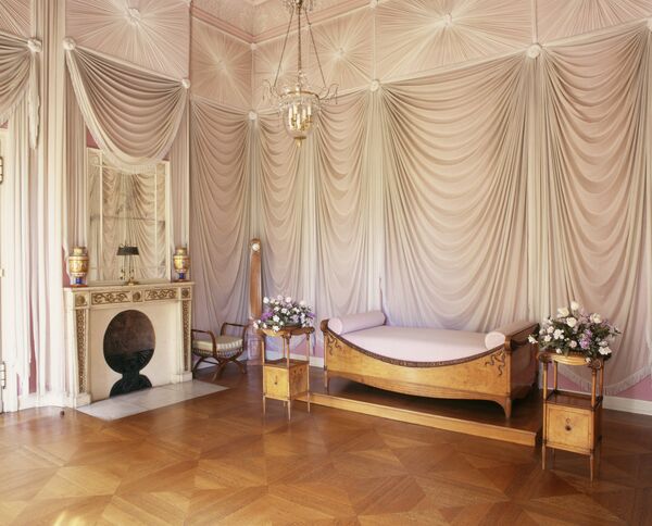 Chambre à coucher de la reine Luise dans la nouvelle aile du Château de Charlottenbourg