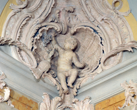 Schloss Schönhausen, Festsaal, Putto